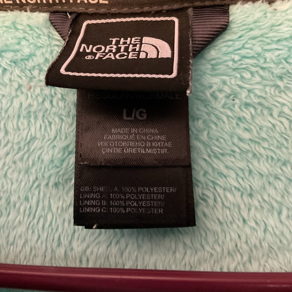 NWOT….BEAUTIFUL NORTHFACE FLEECE JACKET.  SIZE LARGE - Picture 3 of 6